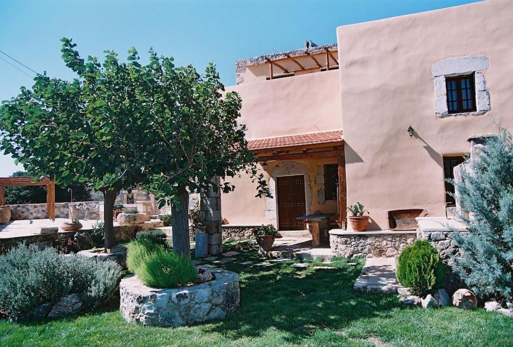 Traditional Villa With Pool In Sfakia Imbros 外观 照片