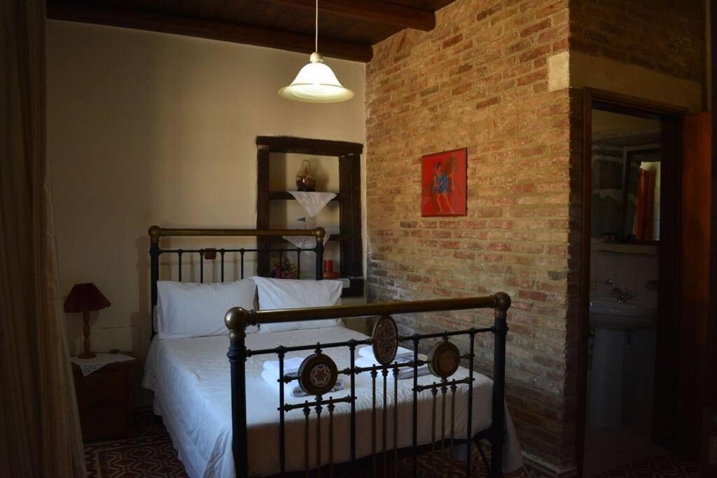 Traditional Villa With Pool In Sfakia Imbros 外观 照片